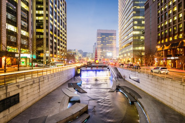 Suối Cheonggyecheon Hàn Quốc - Con suối nằm ở thủ đô Seoul