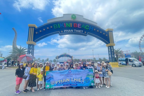 Tour khách đoàn: Khám phá Phan Thiết cùng gia đình Đại học Y dược TPHCM ngày 21.06 - 22.06.2025