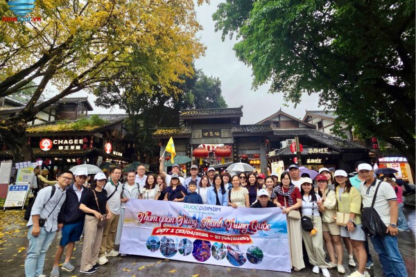 Tour khách đoàn: Tour Trùng Khánh cùng Đại gia đình Dược Đại Nam
