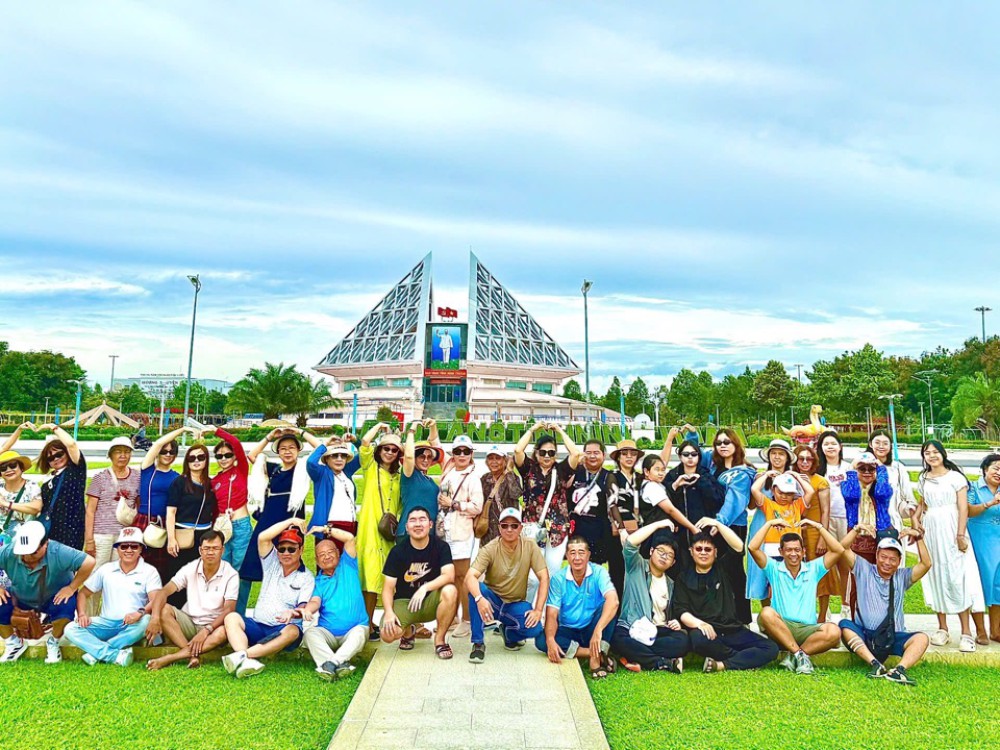 Tour Ninh Chữ 3N2Đ - Nova World - Vịnh Vĩnh Hy - Trùng Sơn Cổ Tự - KDL Tanyoli - Bảo tàng Ninh Thuận