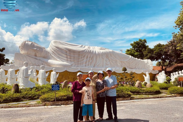 Tour khách lẻ ghép đoàn: Tour Tây Ninh - Viếng Núi Bà Đen cầu bình an cho gia đình 