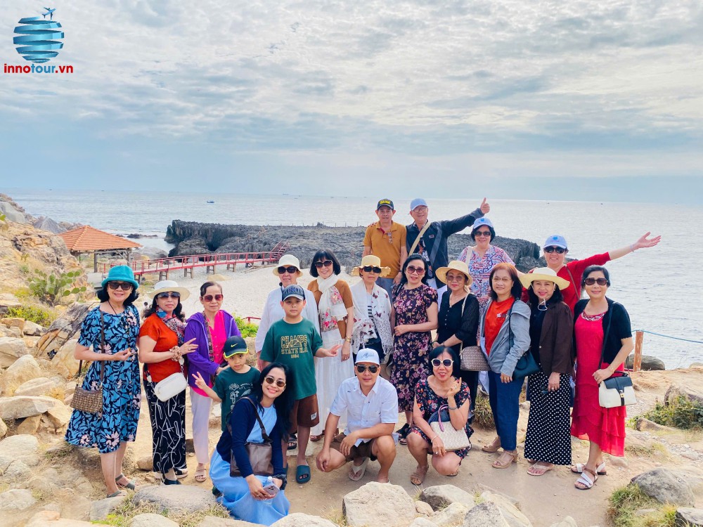 Tour Ninh Chữ 2 ngày 1 đêm - Hang Rái - Tháp Poklong Garai - Vịnh Vĩnh Hy
