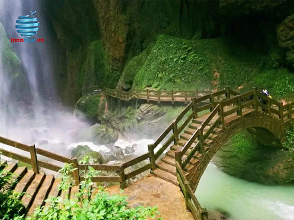 Tour Trùng Khánh - Vũ Long 5N5Đ - Phố cổ Thập Bát Thê - Cổ trấn Từ Khí Khẩu