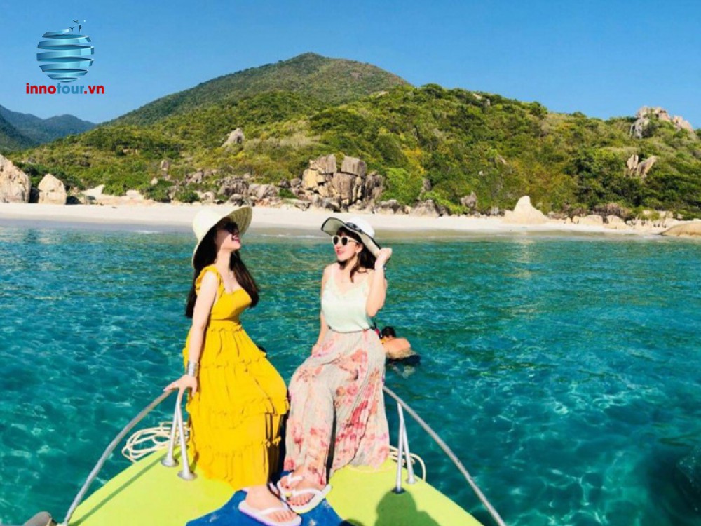 Tour Bình Hưng - vẻ đẹp biển đảo