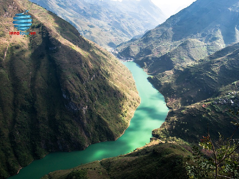 Tour Vòng Cung Đông Bắc: Hà Giang – Đồng Văn - Sông Nho Quế - Cao Bằng - Thác Bản Giốc - Lạng Sơn