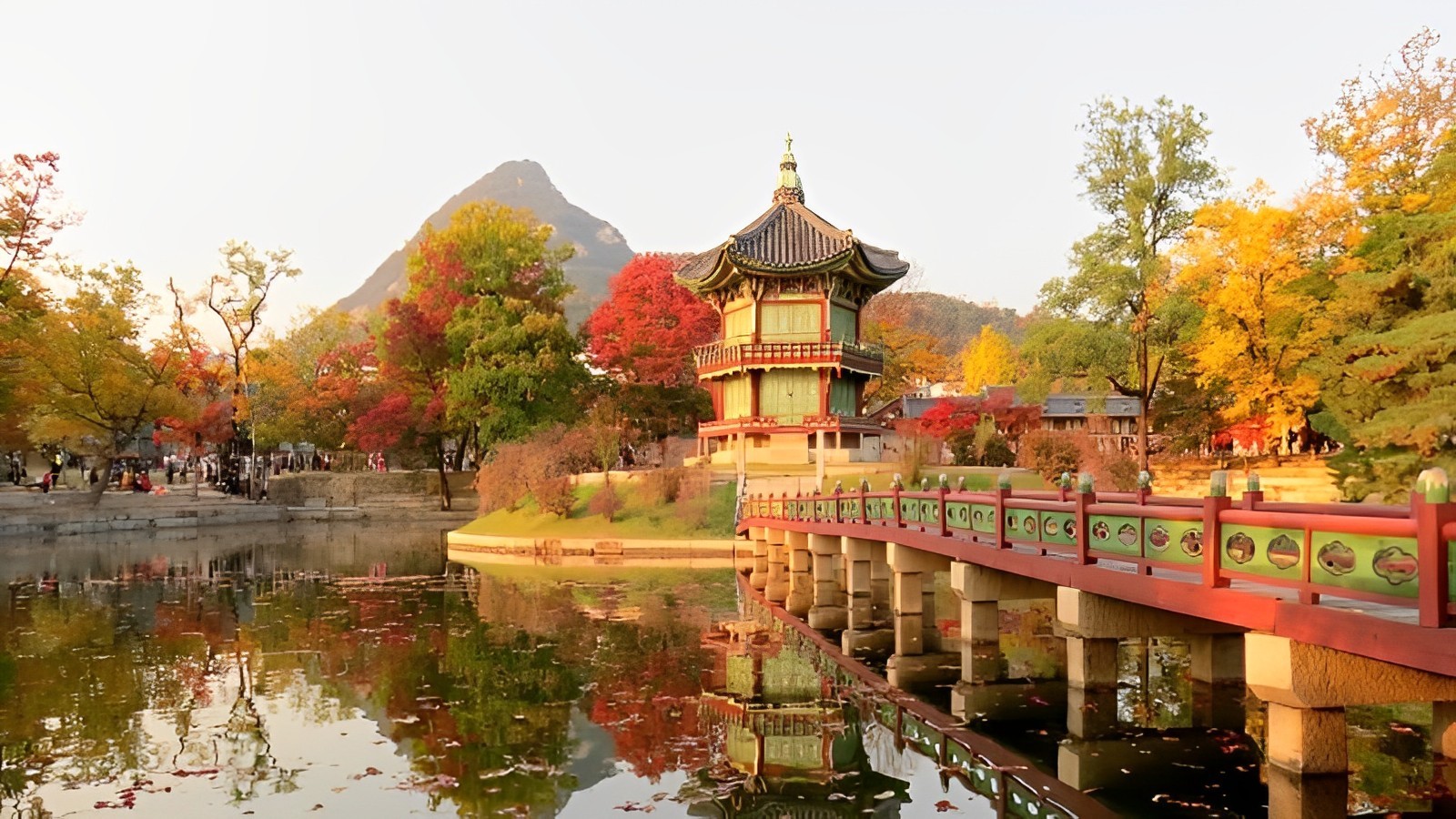 Mùa thu Cung điện Gyeongbok